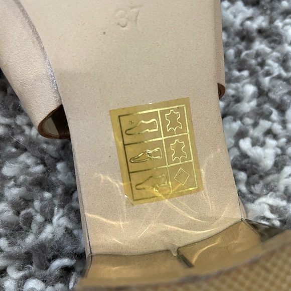 Almost new! Leather Adolfo Dominguez summer tan gold comfortable heels sandals - Picture 7 of 12